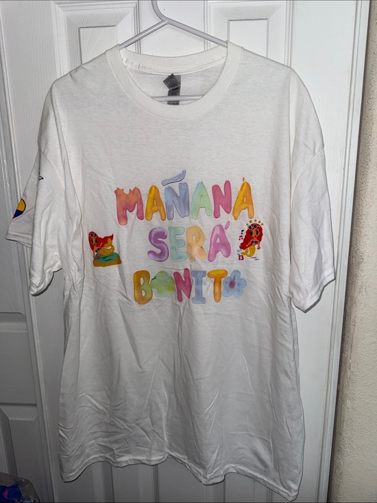 Gildan Tops - Gildan White Short-Sleeve Tee with Multicolor "Mañana Será Bonito" Print